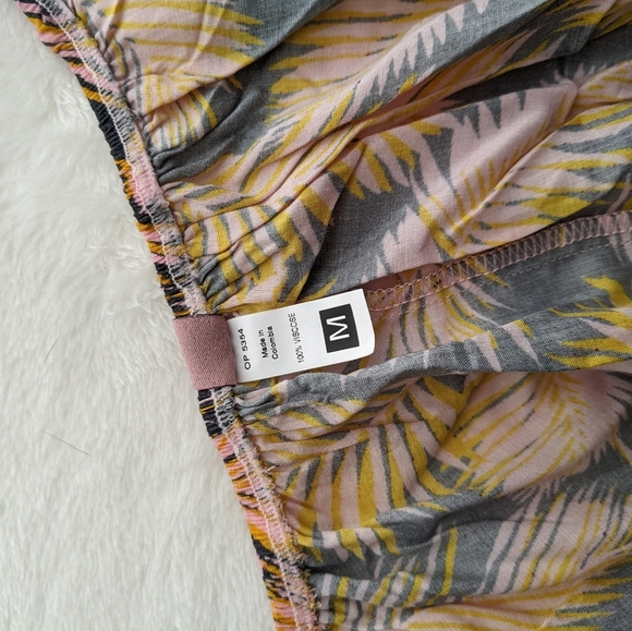 Maaji Crop Top Sleeveless Azahar Clouds Palm Floral Print Swing Style M NWT - Picture 14 of 16